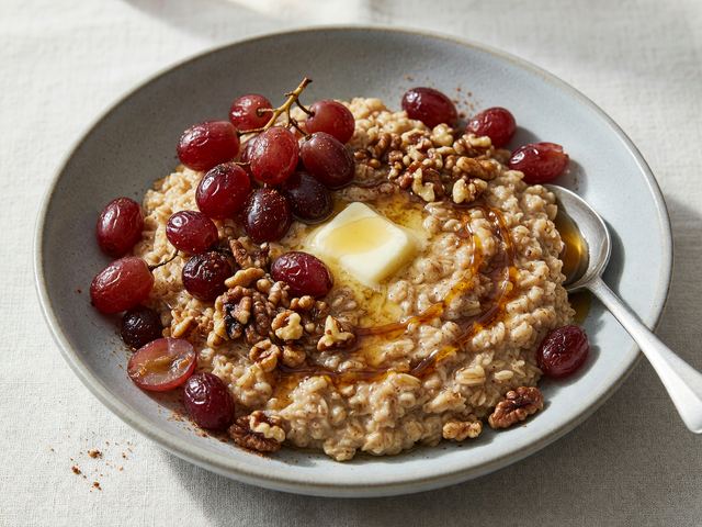Roasted Grape Oatmeal