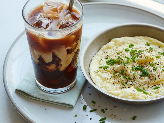 Weight-Loss Proffee with Side Egg Whites